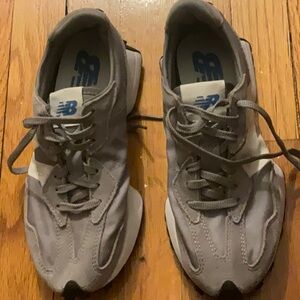 New Balance womens 327 sneakers